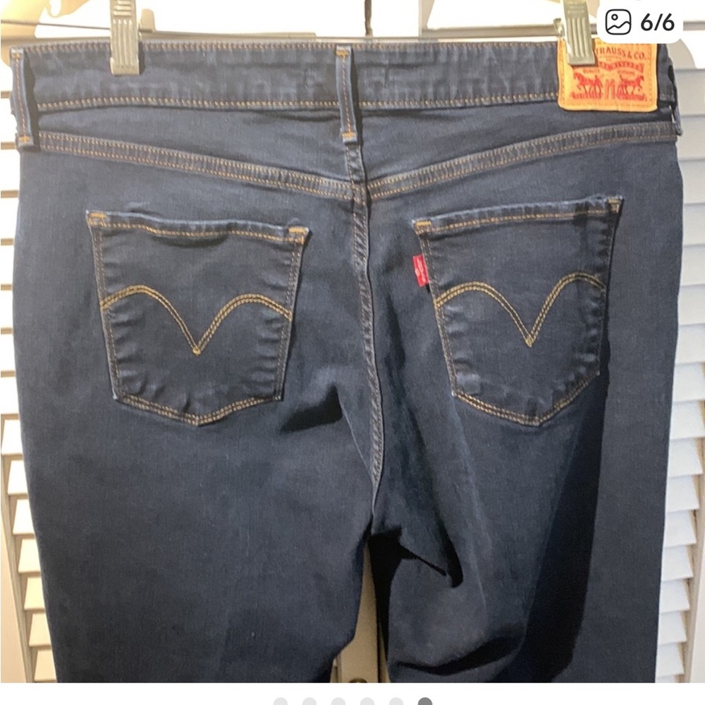 Levi's Women's Dark Indigo Skinny Jeans - Picture 3 of 4